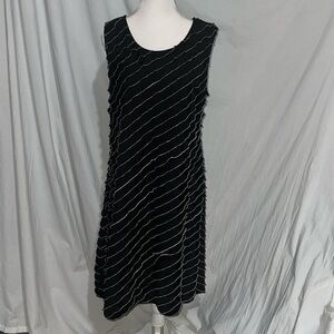 black & white Christopher & Banks sleevelesss sheath midi dress size medium